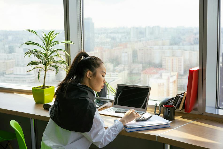 How to Pay Yourself as a Small Business Owner (Without Messing Up Your Taxes)