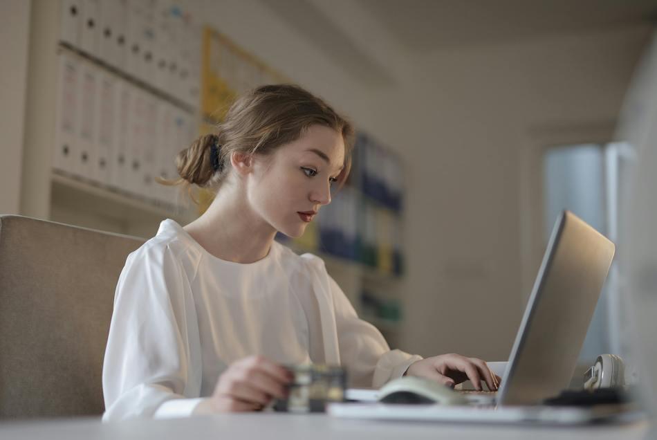 How to Separate Business & Personal Expenses to Avoid IRS Issues