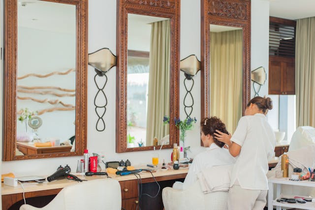 Bookkeeping app for beauty saloon
